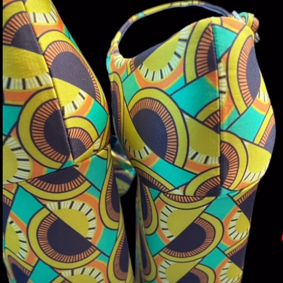 Zara tribal platforms Size 39 NWOT - Picture 2 of 3